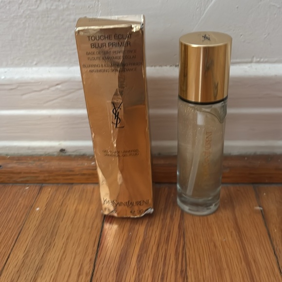 Yves Saint Laurent Touche Éclat Blur Primer - Luxurious Gold.new - Picture 2 of 3